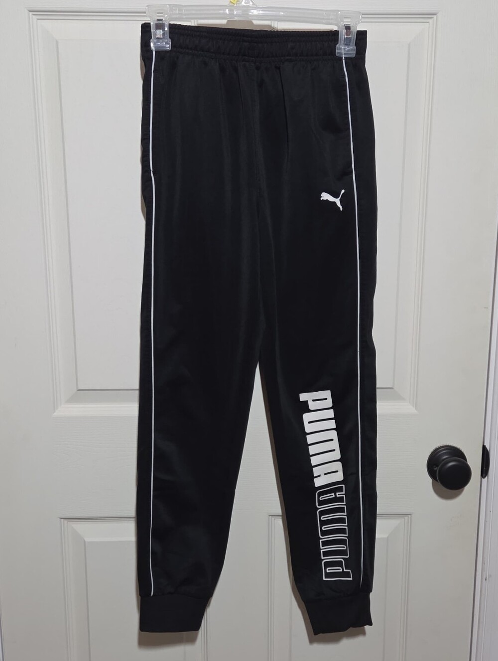 puma black sweatpants, junior's size L (14-16)